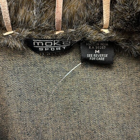 Moka denim jacket NWT, size medium, faux fur and sueded fringe trim - Picture 12 of 16